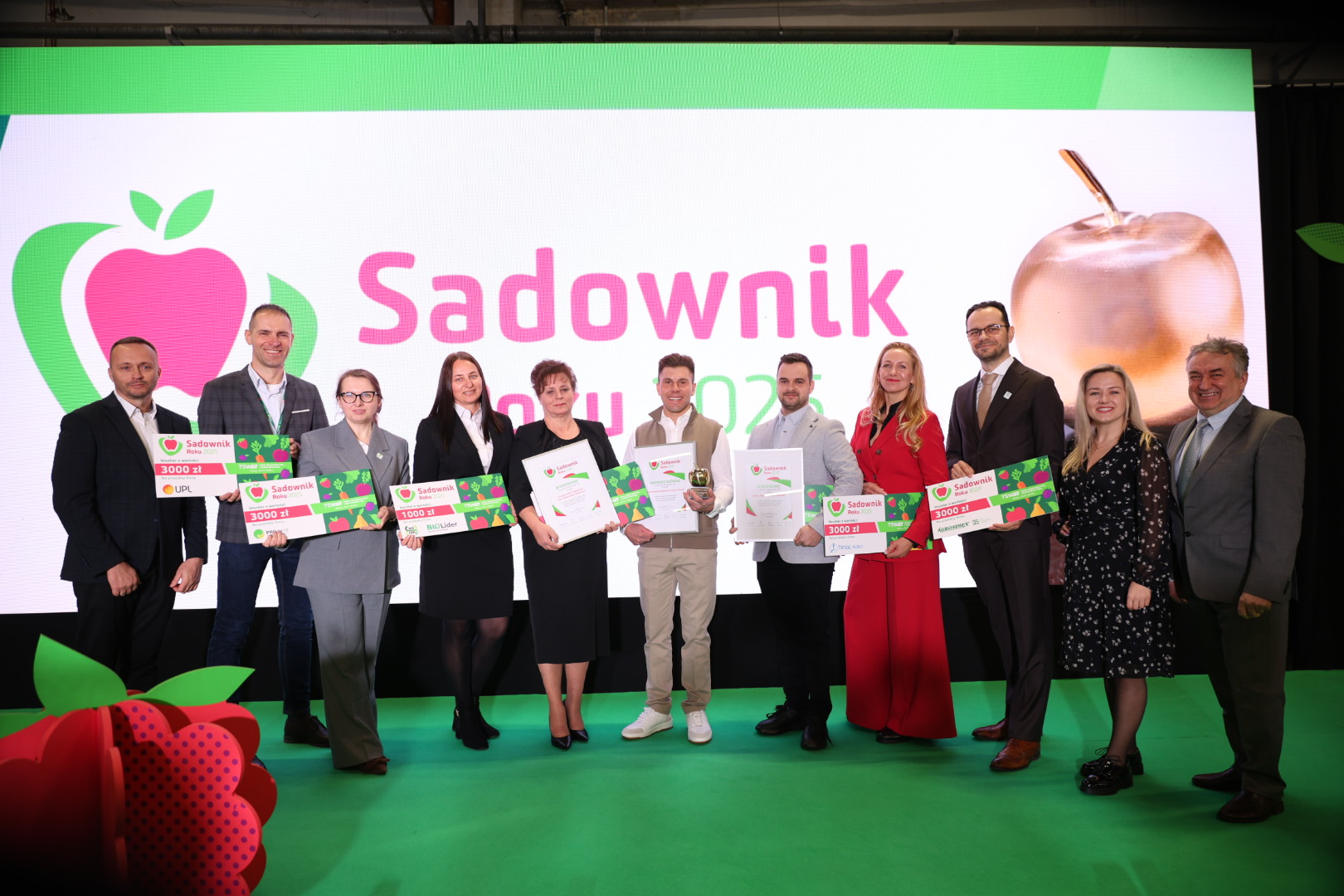 Tomasz Piasecki Sadownikiem Roku 2025! Złote Jabłko wręczone podczas targów TSW w Kielcach